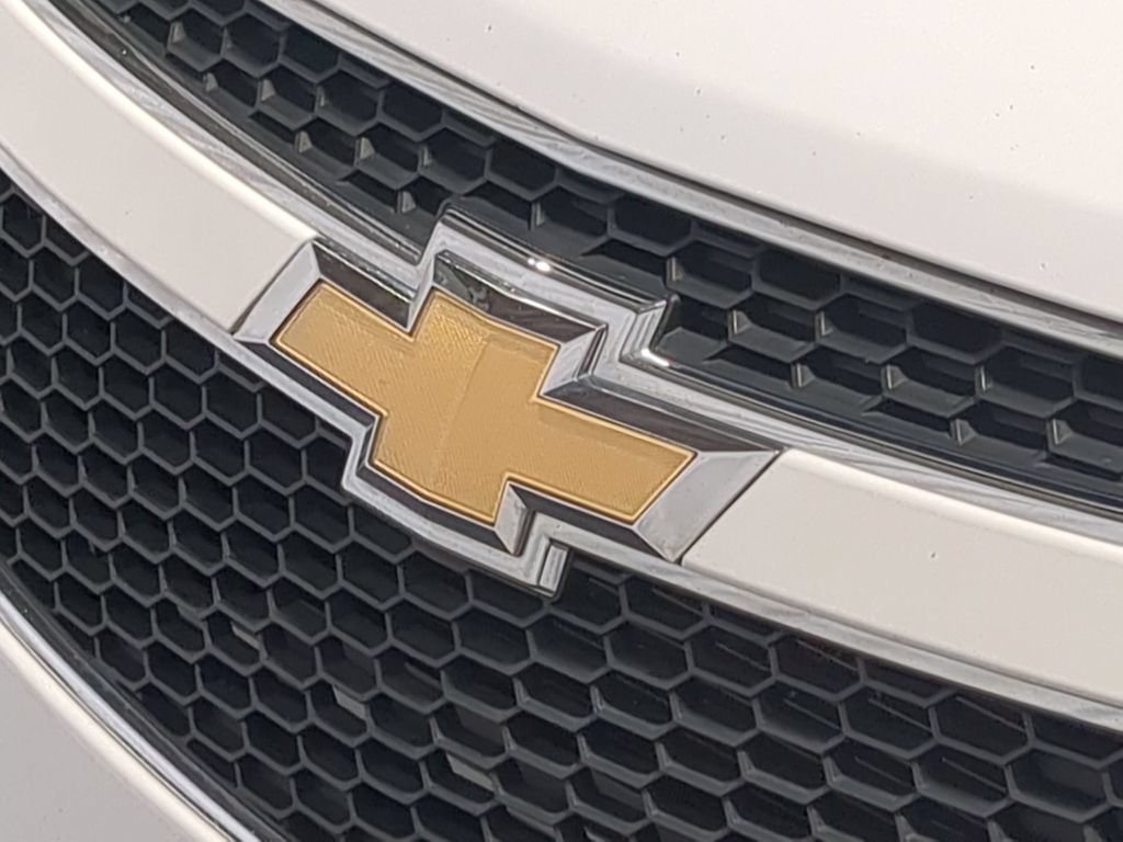 Used 2013 Chevrolet Cruze LT FWD image 15
