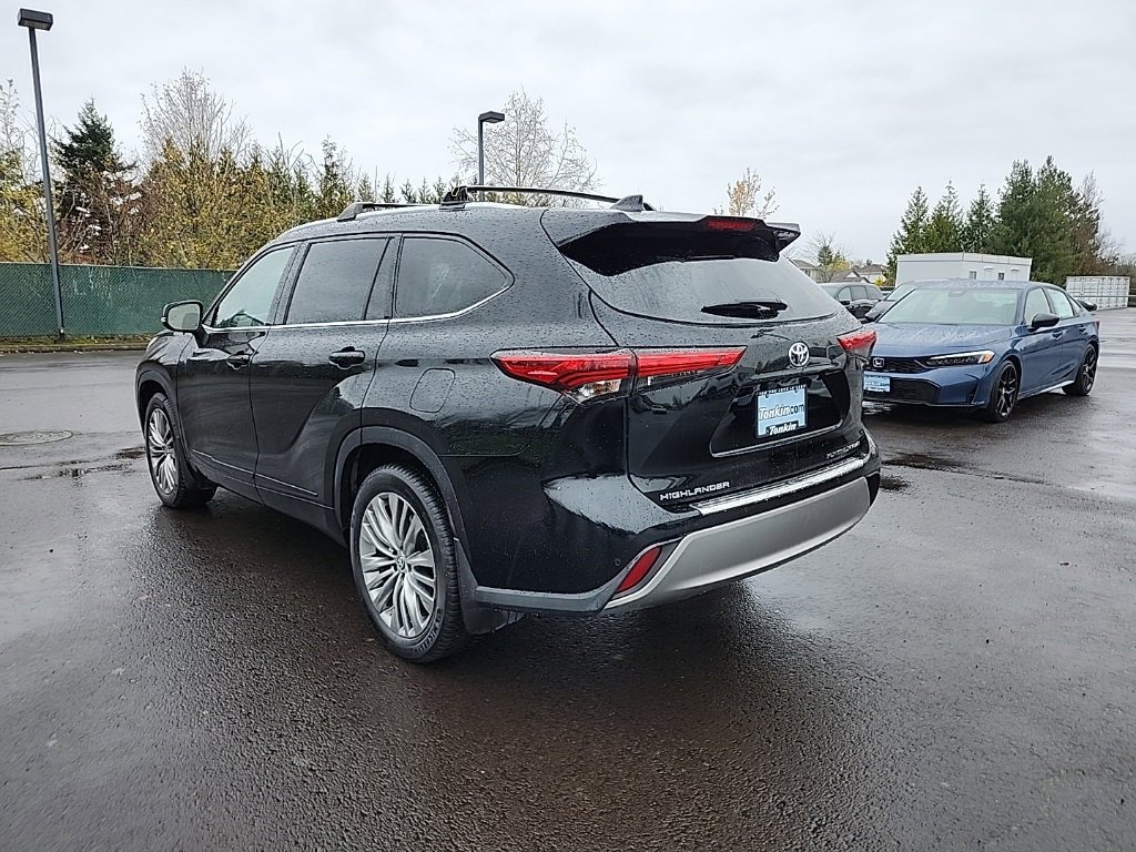 Used 2021 Toyota Highlander Platinum image 33