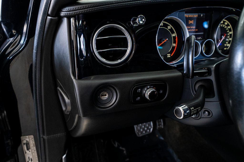 Used 2015 Bentley Flying Spur V8 image 35