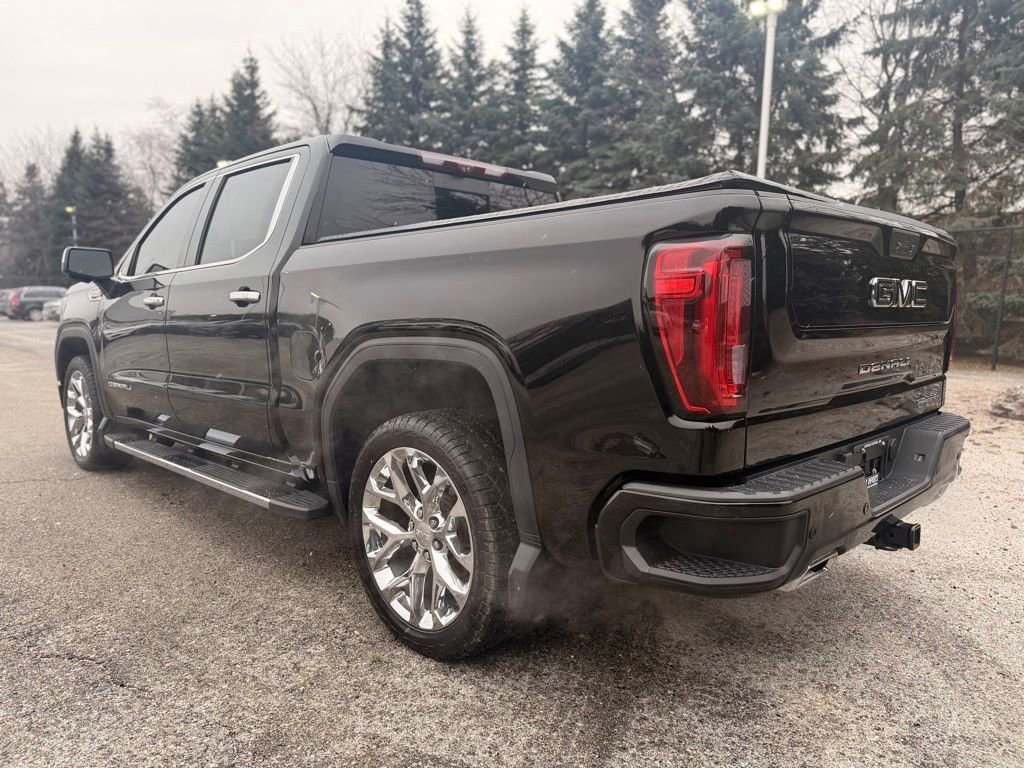 Used 2020 GMC Sierra 1500 Denali w/ Technology Package AWD/4WD image 4