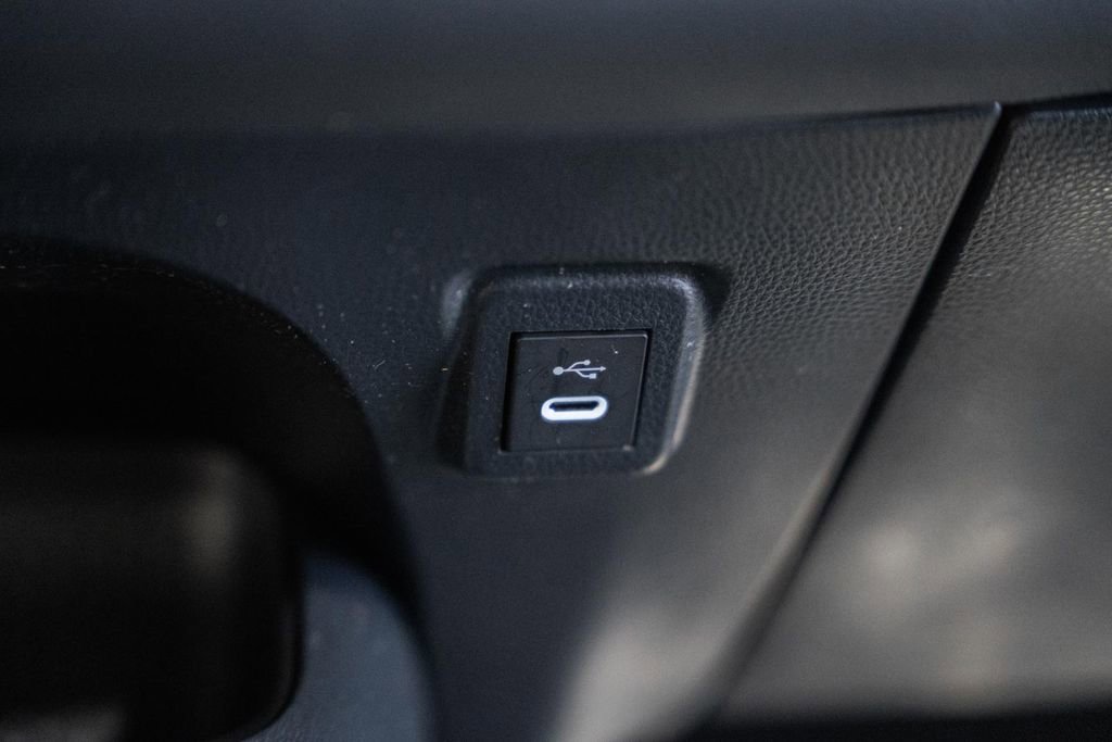 Used 2025 Toyota Corolla LE FWD image 21