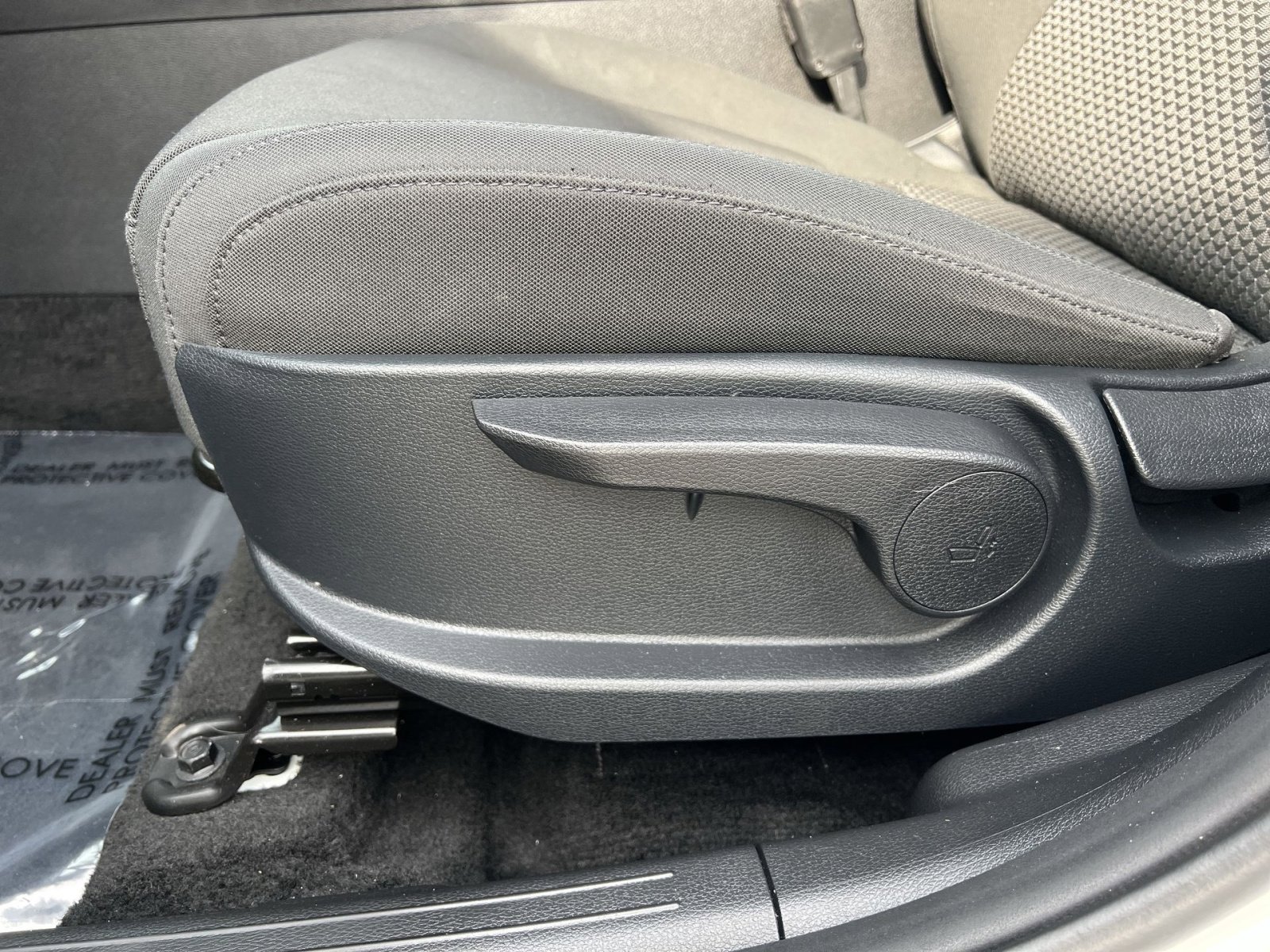 Used 2024 Kia Sportage LX image 14