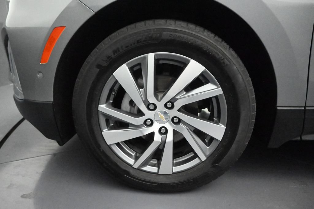 Used 2023 Chevrolet Equinox Premier FWD image 11