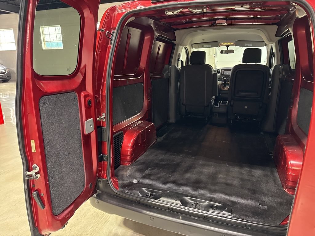 Used 2015 Chevrolet City Express LT w/ Technology Package FWD image 28