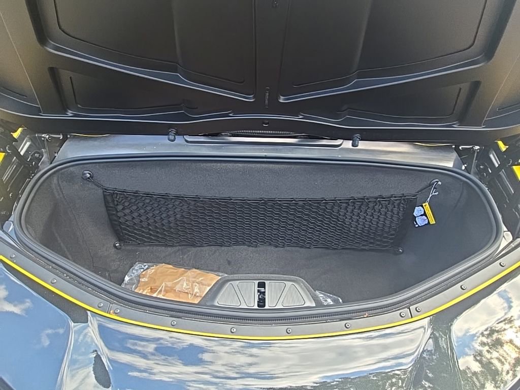 Used 2025 Chevrolet Corvette Z06 RWD image 29