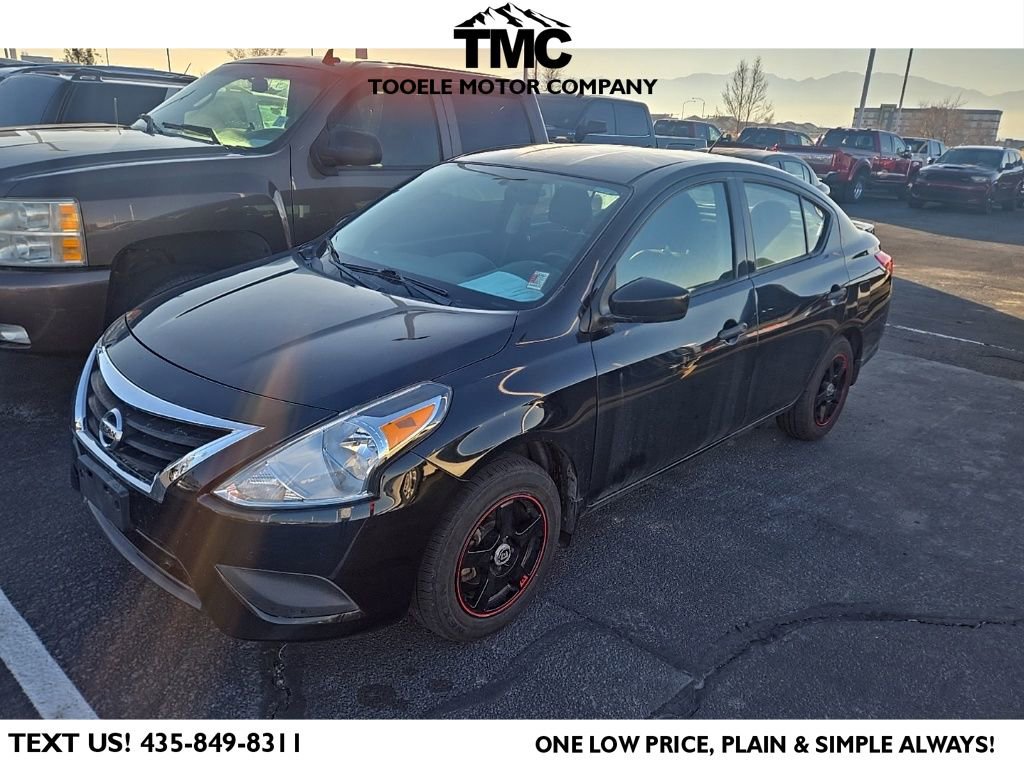 Used 2019 Nissan Versa S Plus image 4