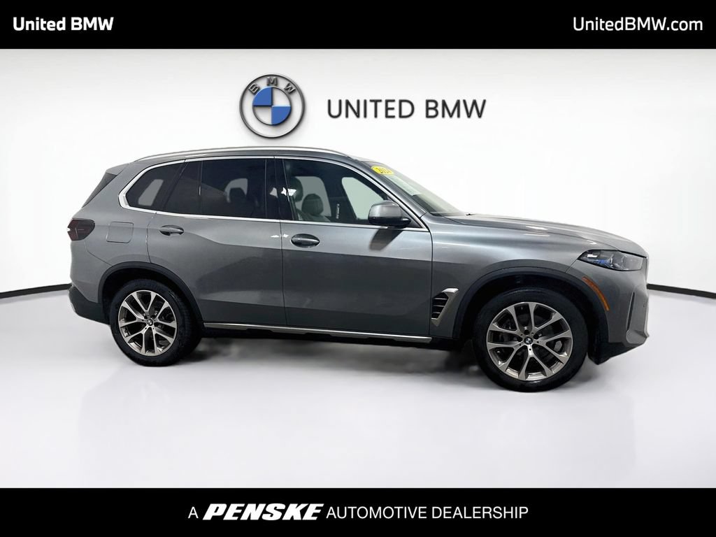 Certified 2024 BMW X5 sDrive40i w/ Premium Package RWD image 4