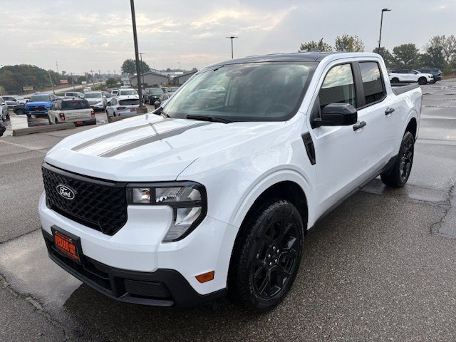 New 2025 Ford Maverick XLT w/ XLT Luxury Package AWD/4WD image 1