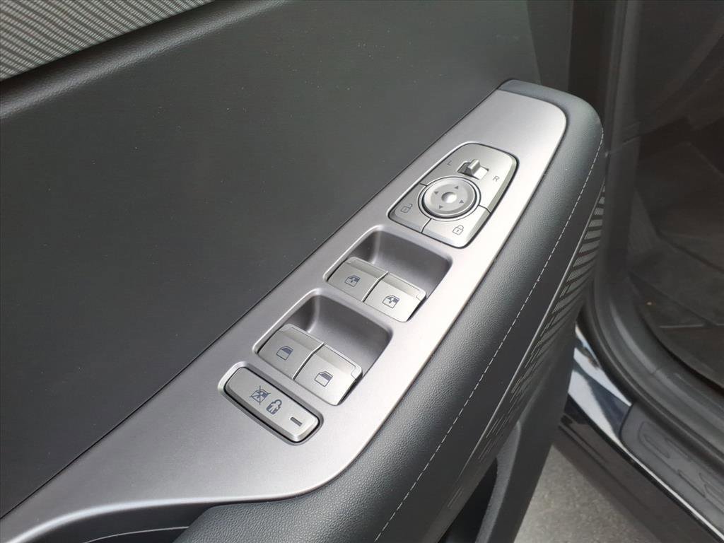 Used 2025 Hyundai Palisade SEL FWD image 9