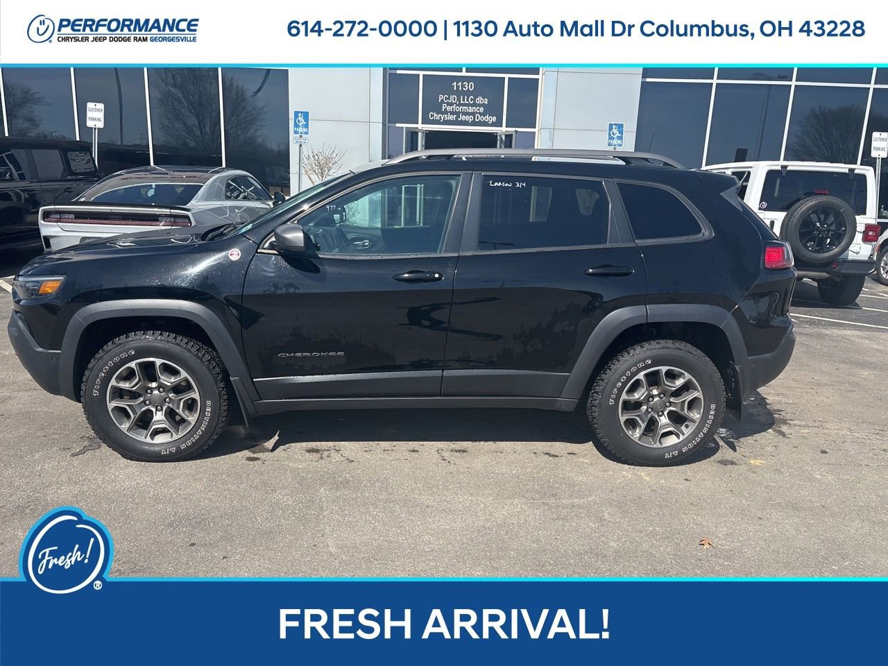 Used 2020 Jeep Cherokee Trailhawk w/ Comfort & Convenience Group image 7