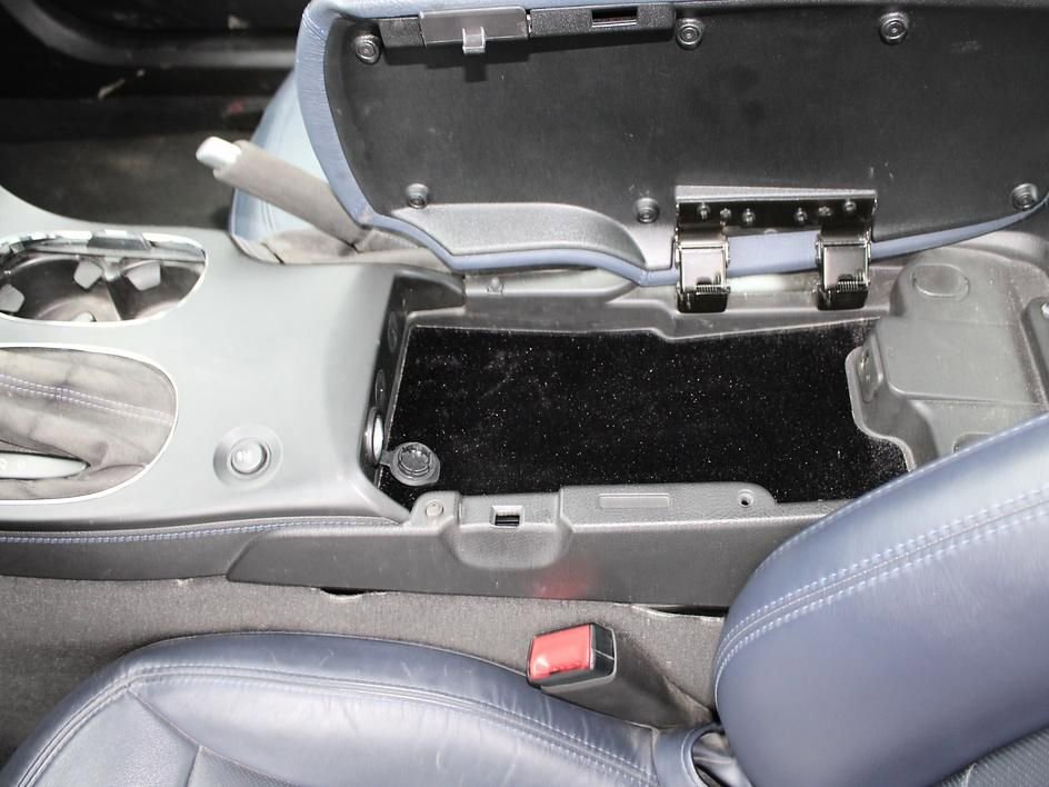 Used 2013 Chevrolet Corvette Grand Sport w/ 4LT Preferred Equipment Group RWD image 24