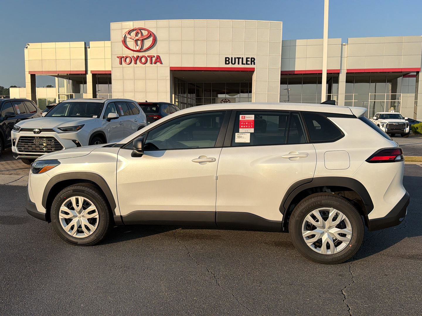 New 2026 Toyota Corolla Cross L FWD image 3