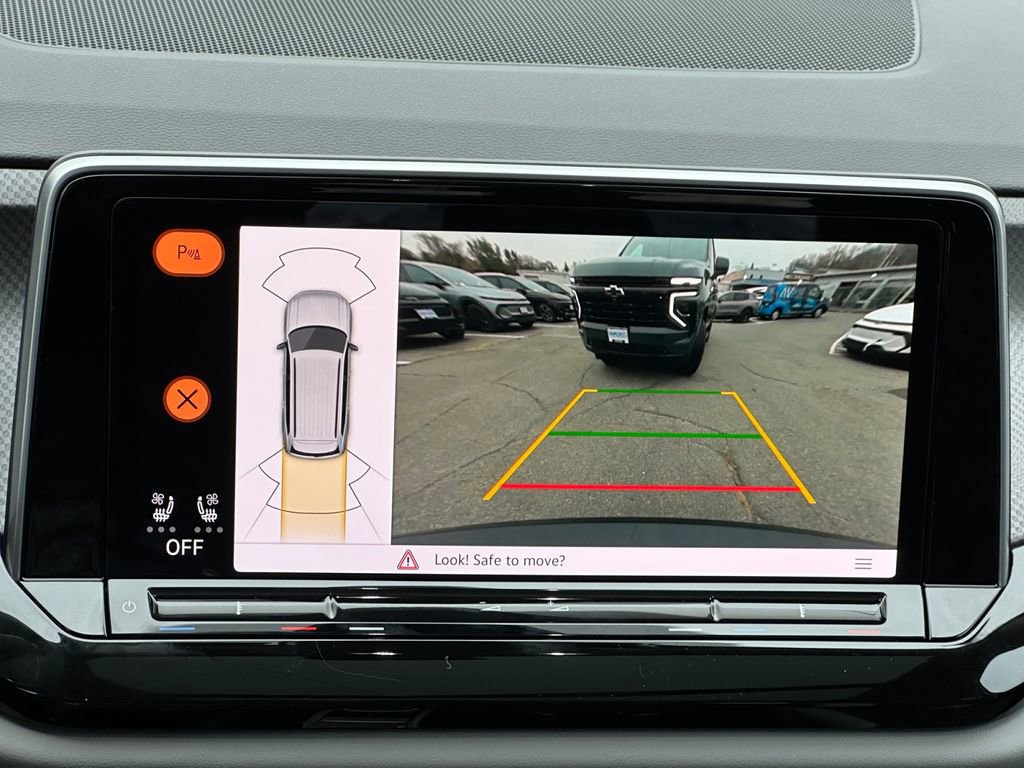 New 2026 Volkswagen Atlas Peak Edition image 16