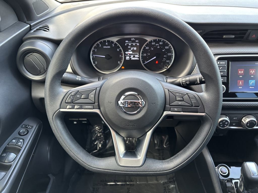 Used 2020 Nissan Kicks S image 13