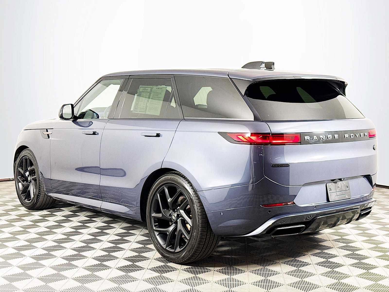 Used 2023 Land Rover Range Rover Sport SE Dynamic AWD/4WD image 14