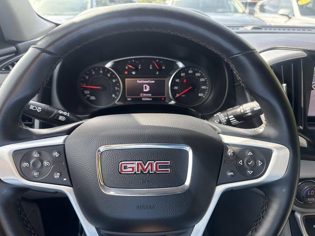 Used 2023 GMC Terrain SLT image 31