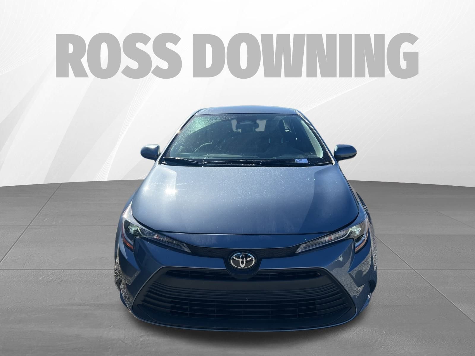 Used 2025 Toyota Corolla LE image 2