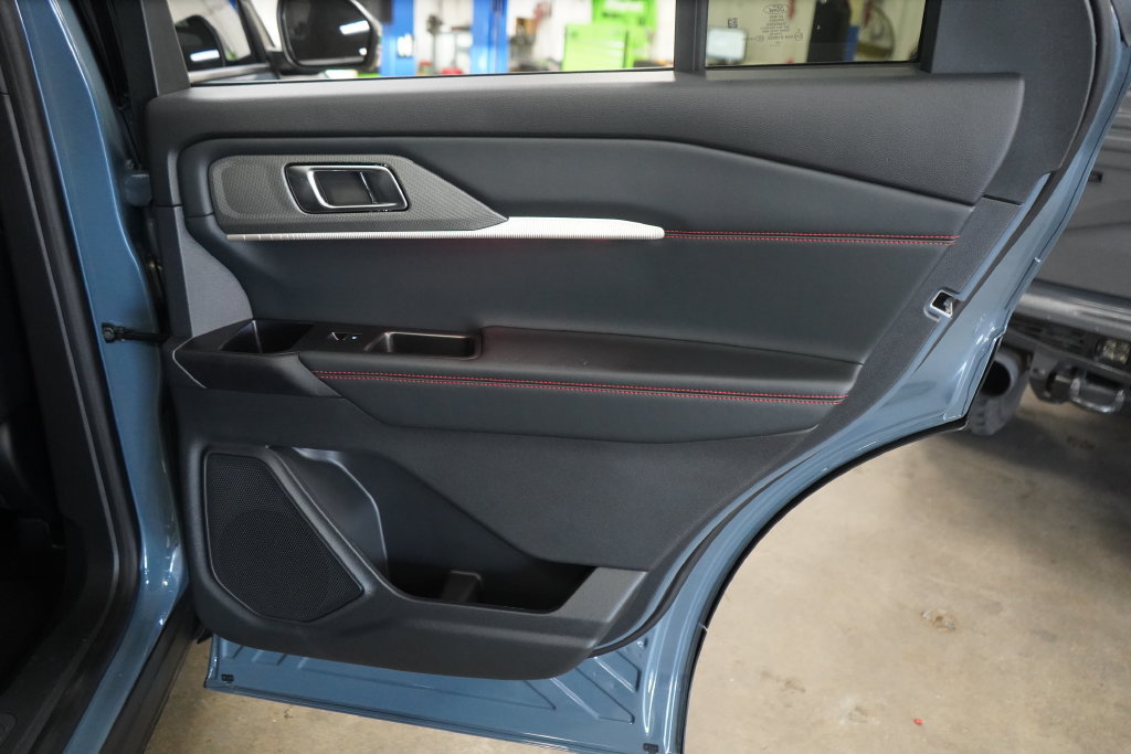 New 2027 Ford Explorer ST-Line w/ Premium Package AWD/4WD image 24
