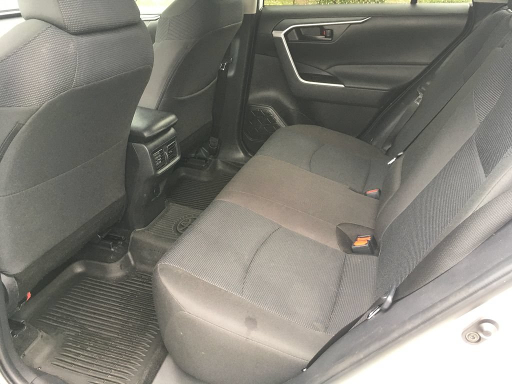 Used 2024 Toyota RAV4 LE AWD/4WD image 25