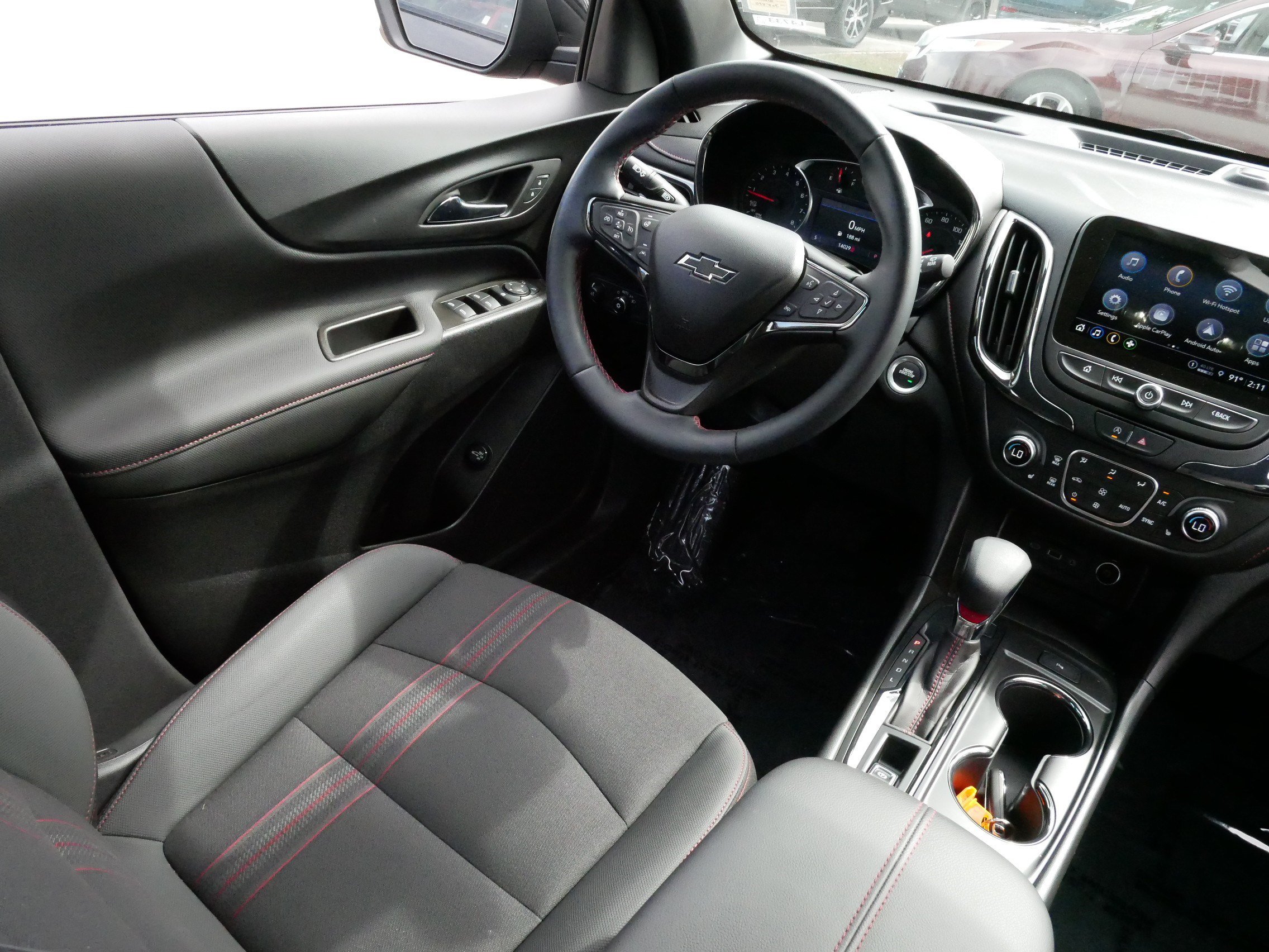 Used 2024 Chevrolet Equinox RS AWD/4WD image 9