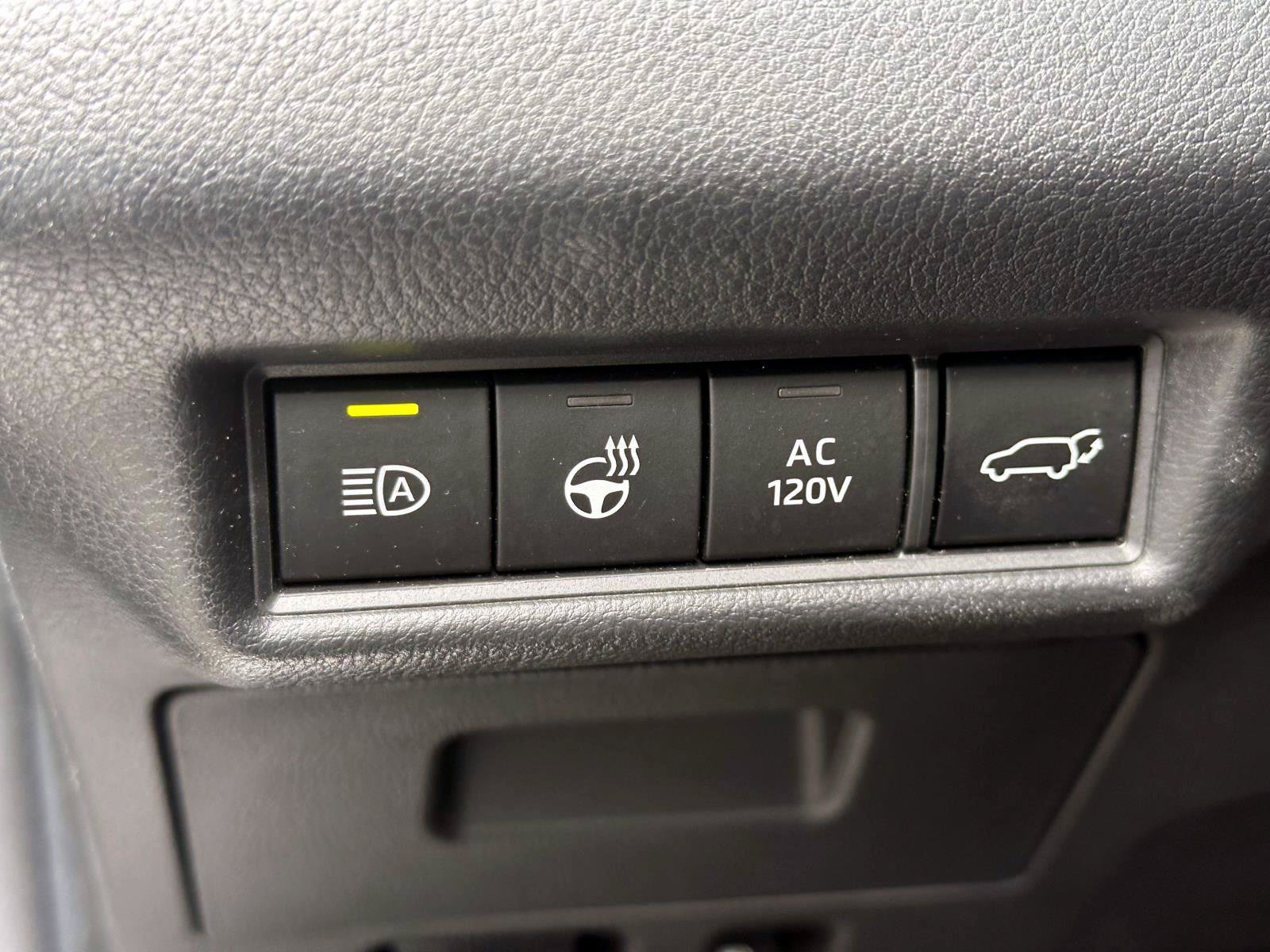 Used 2024 Toyota Grand Highlander AWD Hybrid image 21