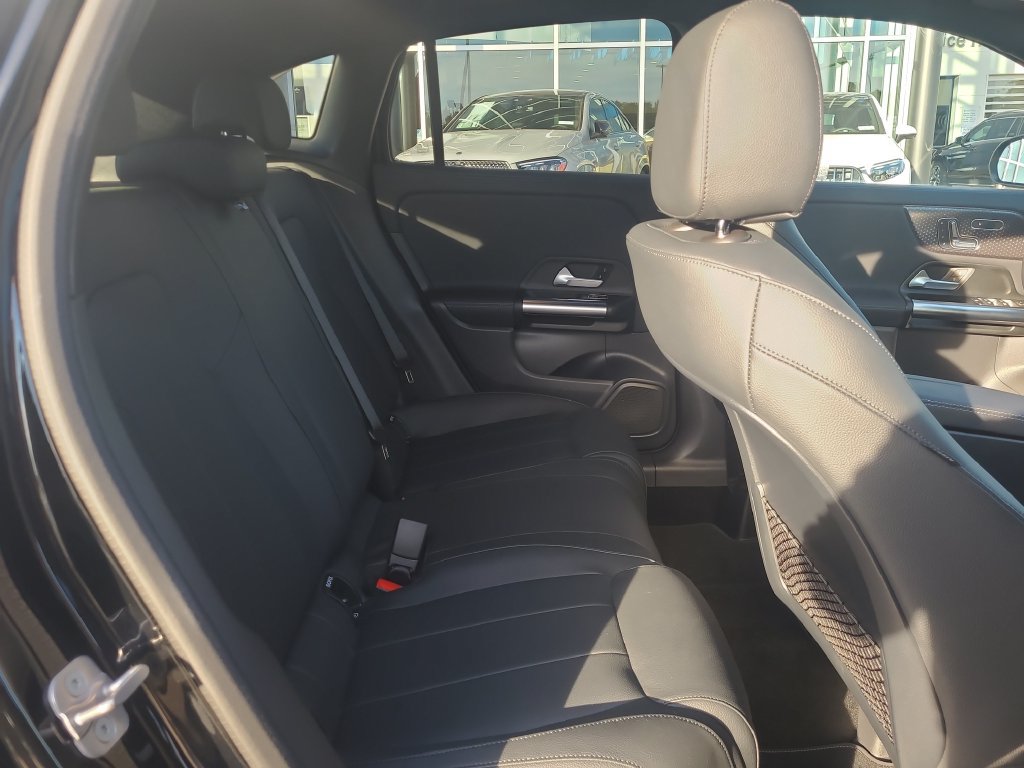 Certified 2026 Mercedes-Benz GLA 250 4MATIC image 17