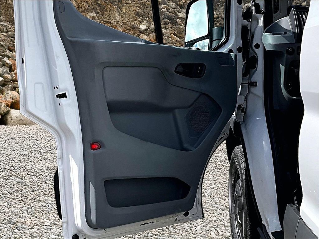 Used 2016 Ford Transit 250 130 Medium Roof RWD image 20