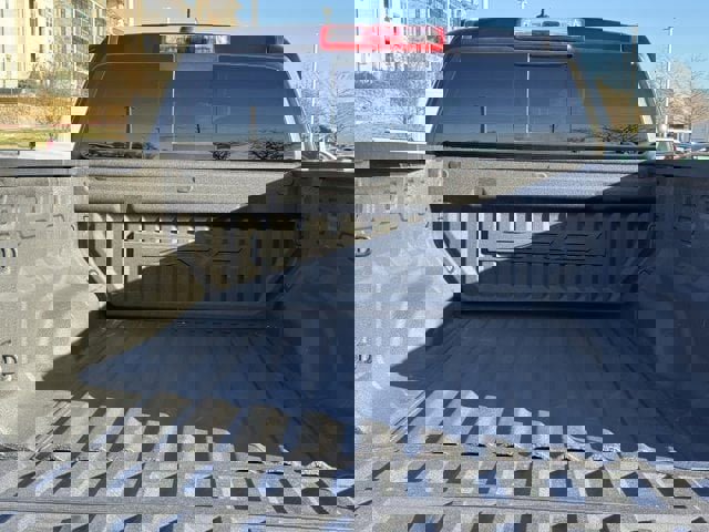 Certified 2024 Chevrolet Colorado ZR2 w/ Safety Package image 32