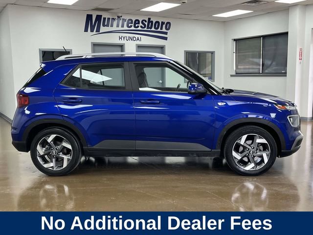Certified 2023 Hyundai Venue Limited w/ Cargo Package FWD image 4