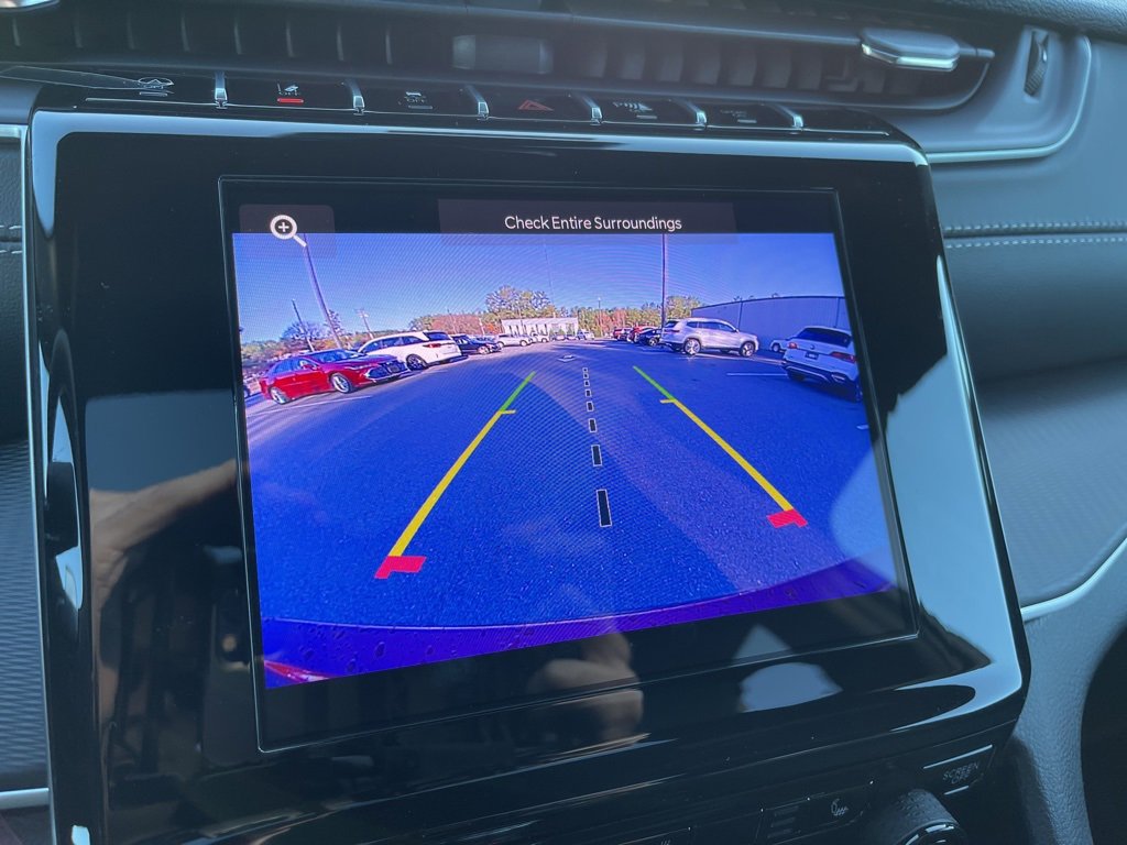 New 2025 Jeep Grand Cherokee L Altitude image 10