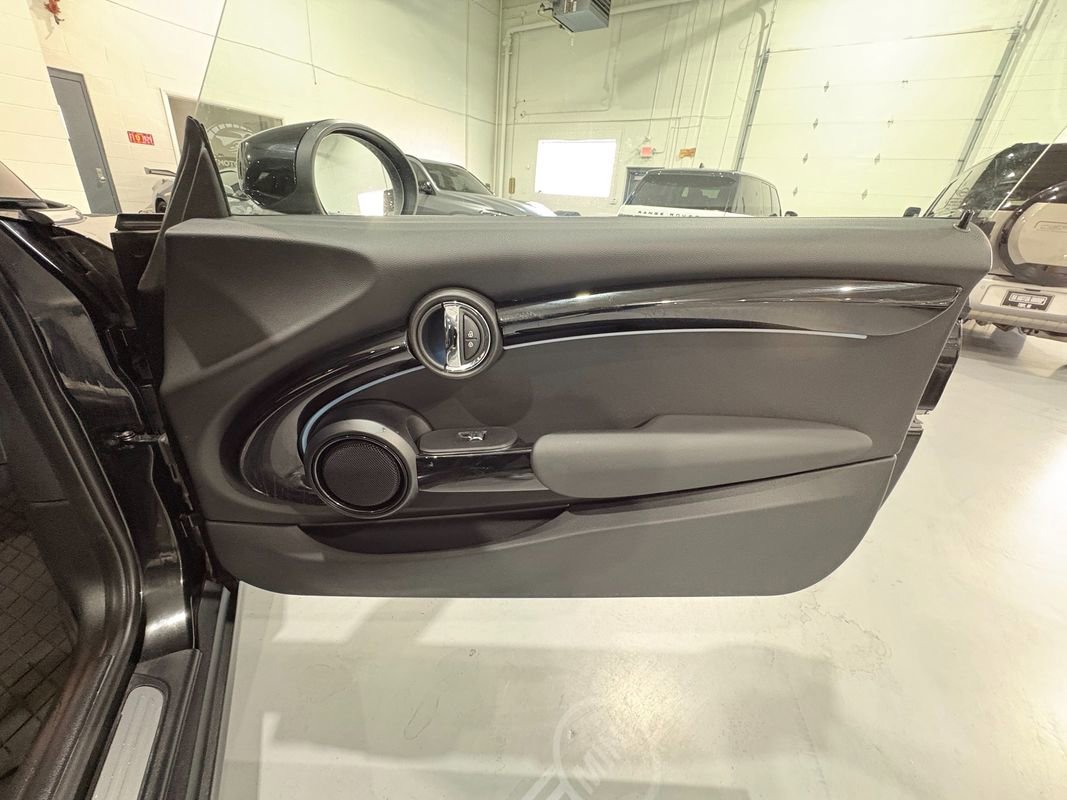 Used 2023 MINI Cooper S image 35