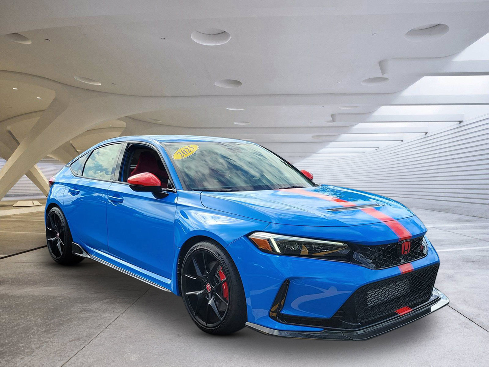 Used 2025 Honda Civic Type R image 1