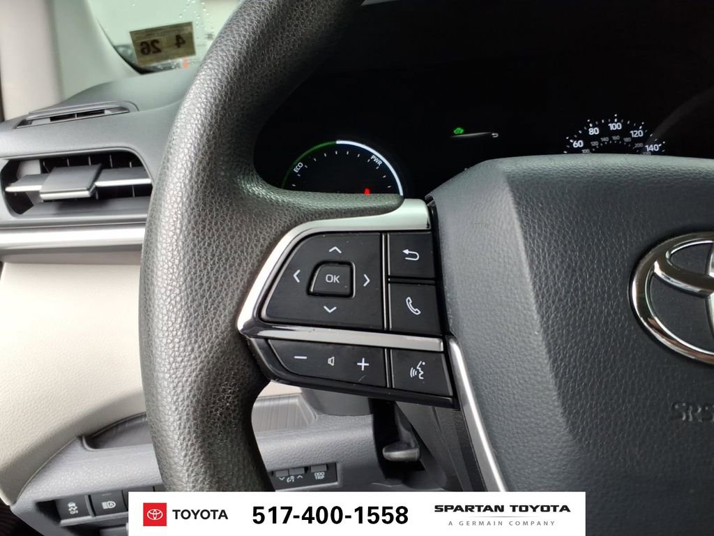 Used 2021 Toyota Sienna LE AWD/4WD image 19