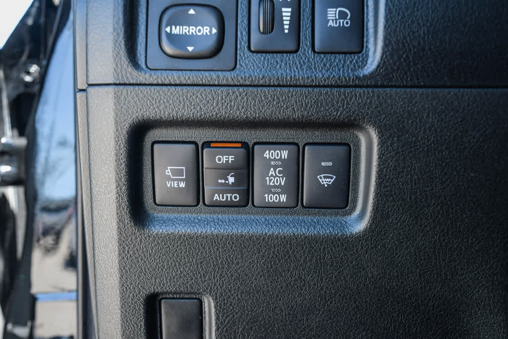 Used 2022 Toyota 4Runner Limited RWD image 25