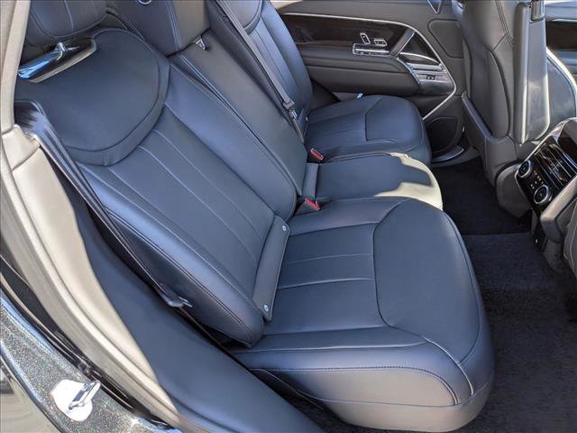 Used 2023 Land Rover Range Rover Autobiography image 21