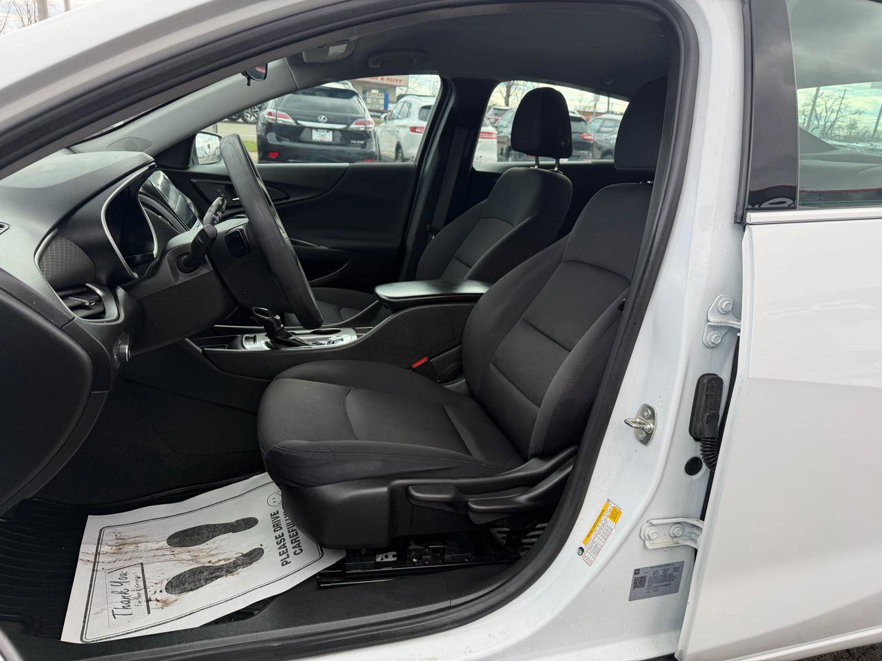 Used 2023 Chevrolet Malibu LS FWD image 9