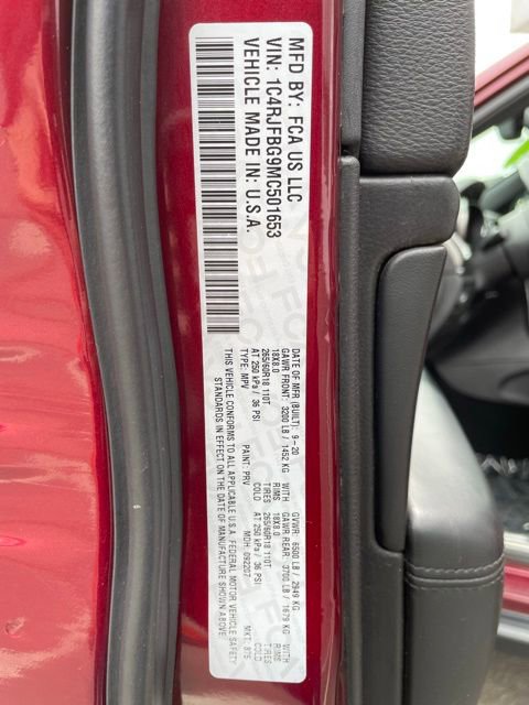 Used 2021 Jeep Grand Cherokee Limited image 38