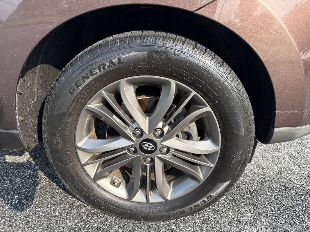 Used 2014 Hyundai Tucson SE AWD/4WD image 30
