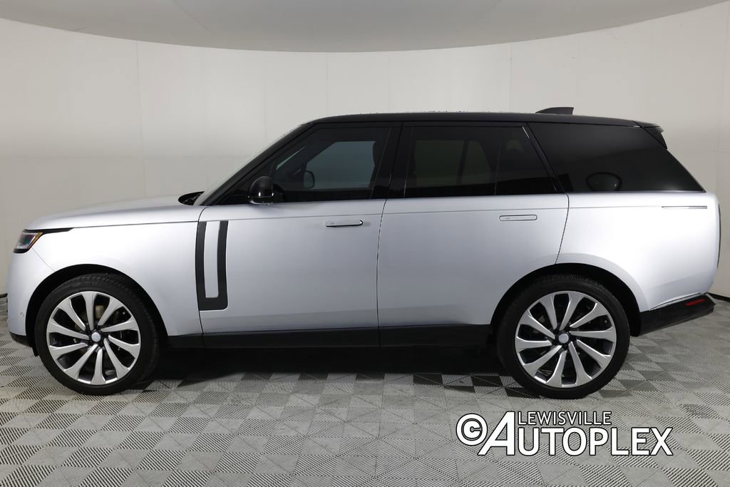 Used 2025 Land Rover Range Rover SE AWD/4WD image 8