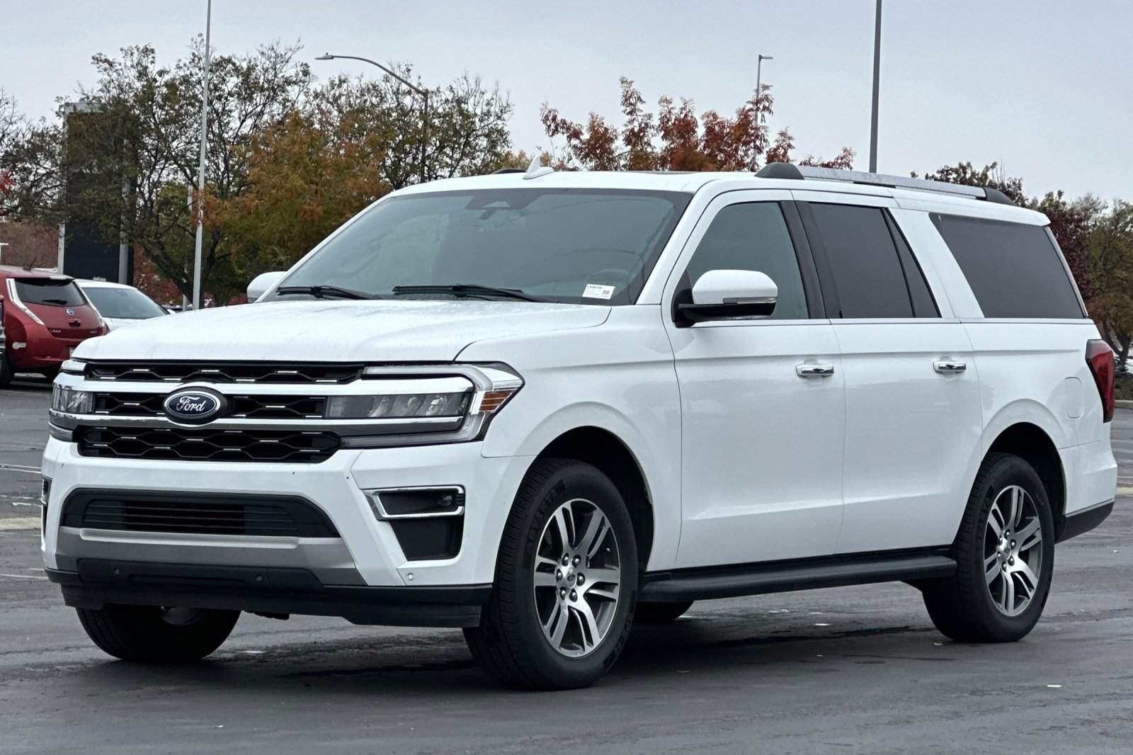 Used 2024 Ford Expedition Max Limited image 8