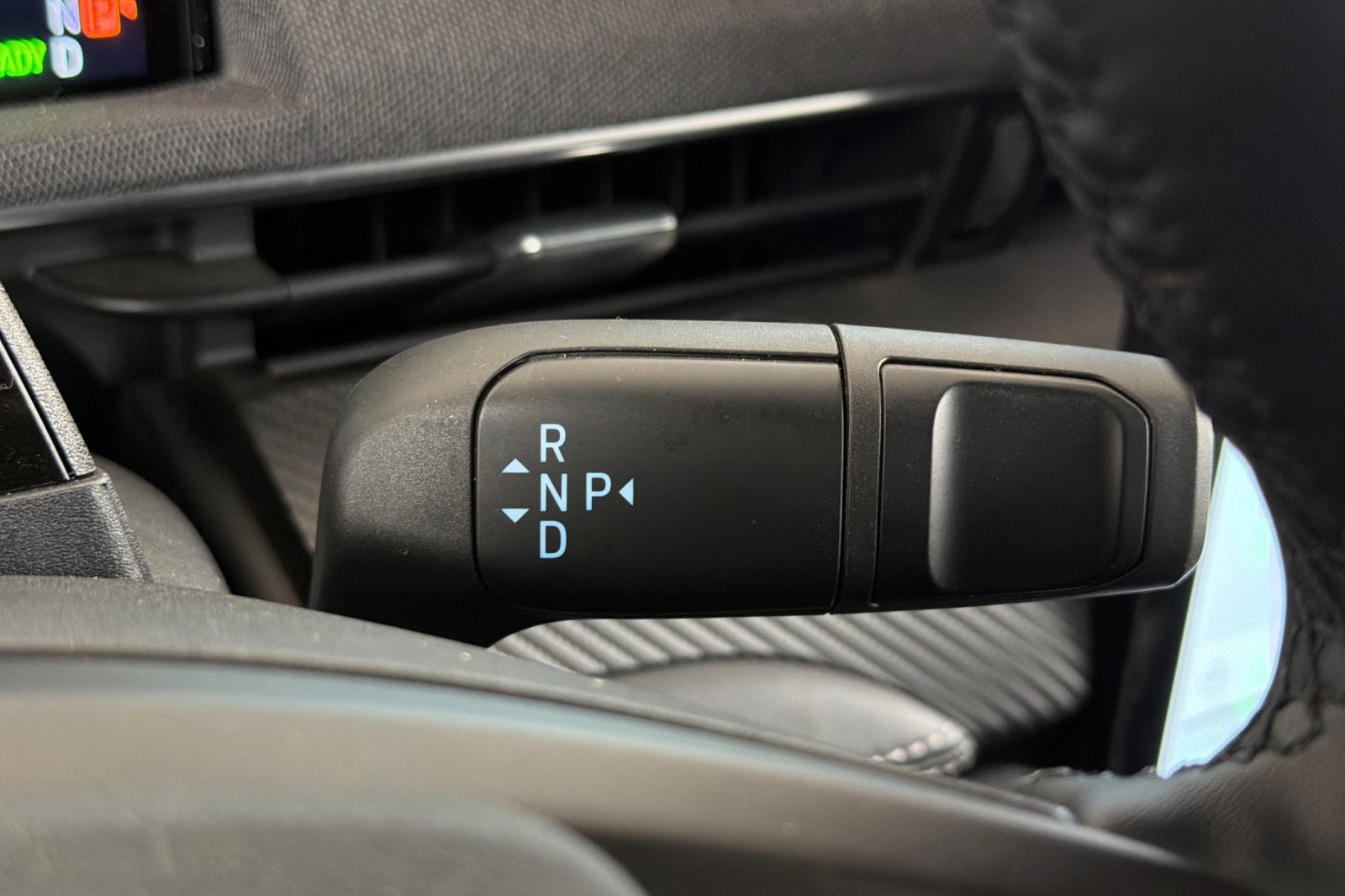 Used 2025 Ford Mustang Mach-E Select RWD image 24