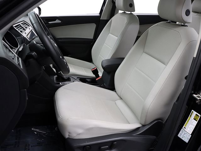 Used 2019 Volkswagen Tiguan SE image 9