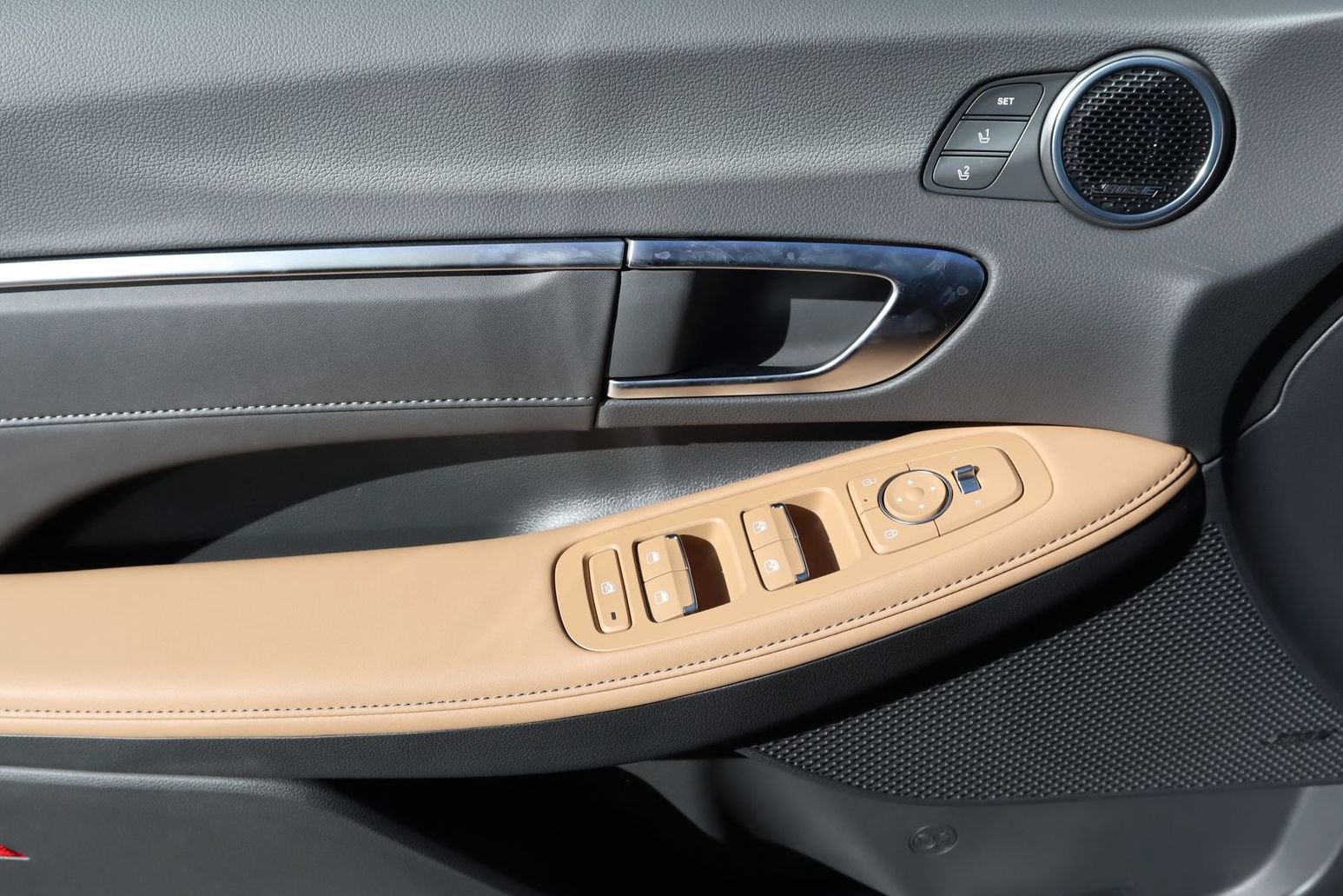 New 2025 Hyundai Sonata Limited image 22