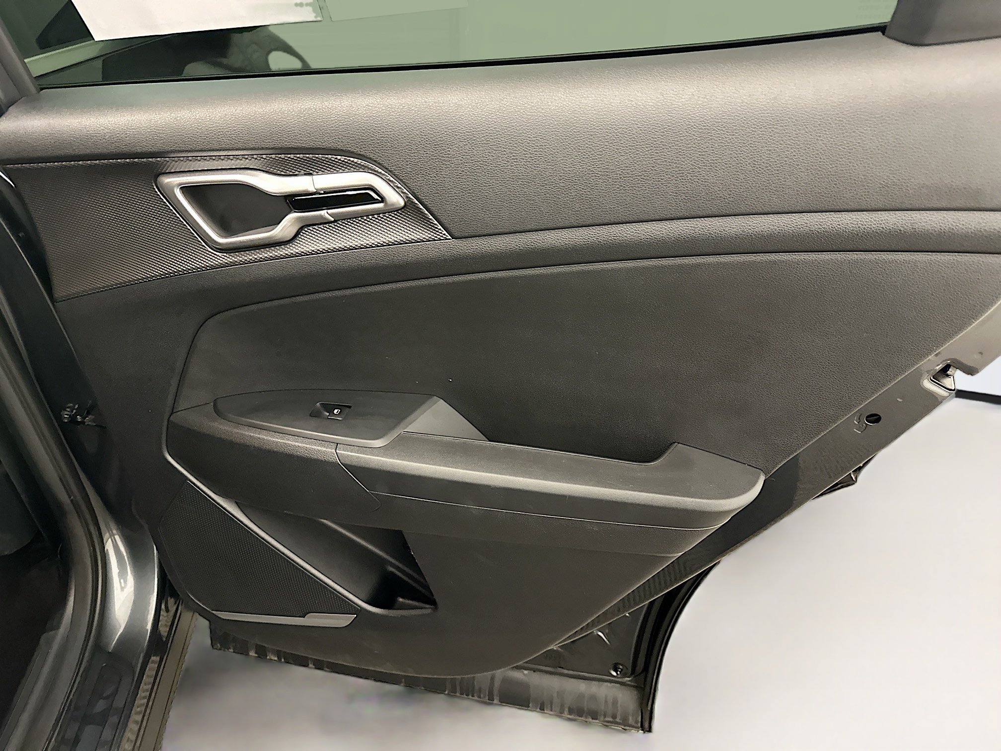 Used 2024 Kia Sportage LX image 30