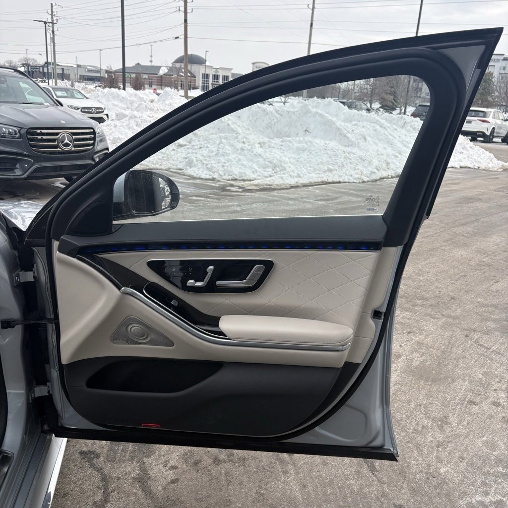 Certified 2023 Mercedes-Benz S 580 4MATIC Sedan image 25