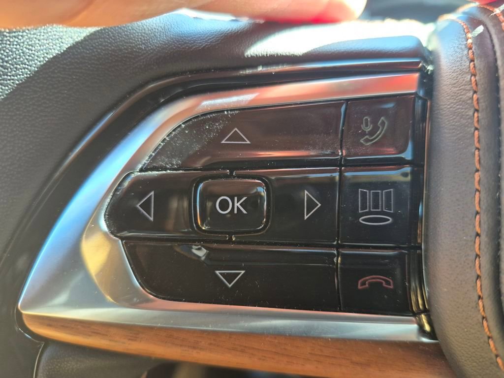 Used 2023 Jeep Grand Cherokee Summit image 24