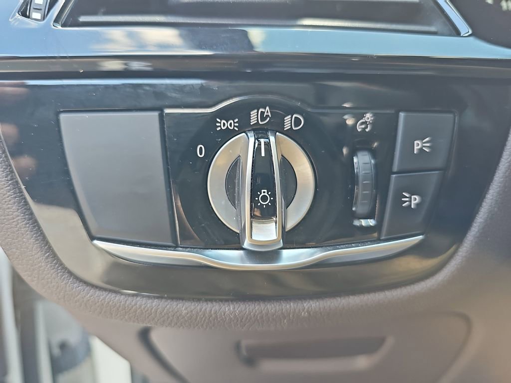 Used 2019 BMW M550i xDrive w/ Premium Package image 29