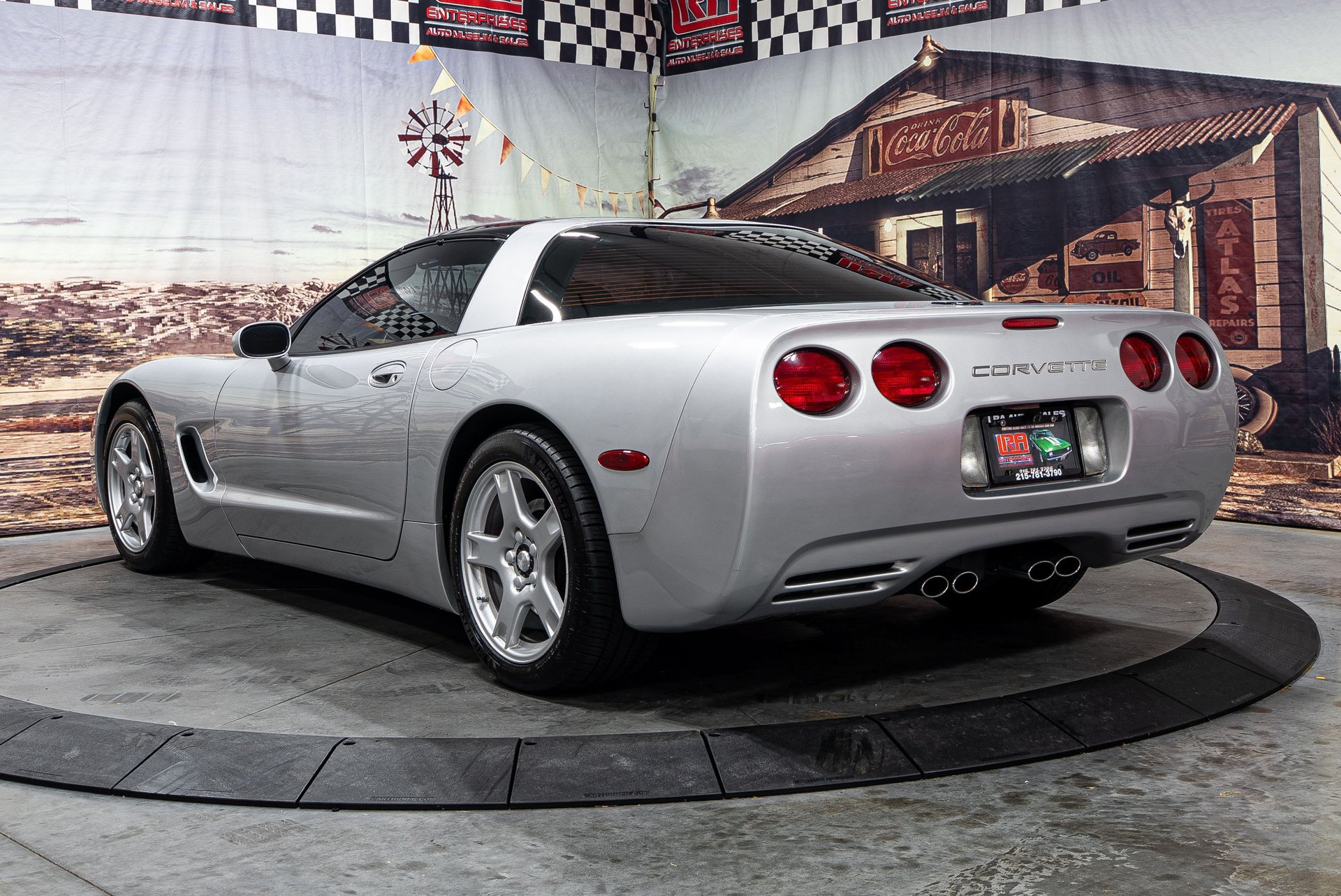 Used 1997 Chevrolet Corvette Coupe w/ Memory Pkg RWD image 6