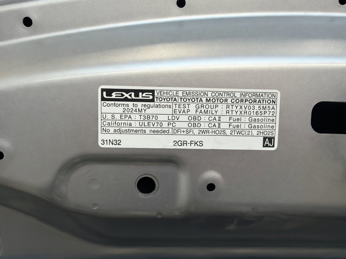 Used 2024 Lexus IS 350 F Sport RWD image 21