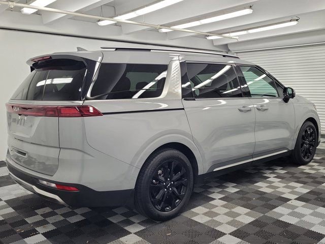 Used 2024 Kia Carnival SX FWD image 6